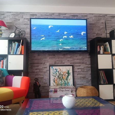 Sur Ile Du Pollet Apartment Dieppe Bagian luar foto