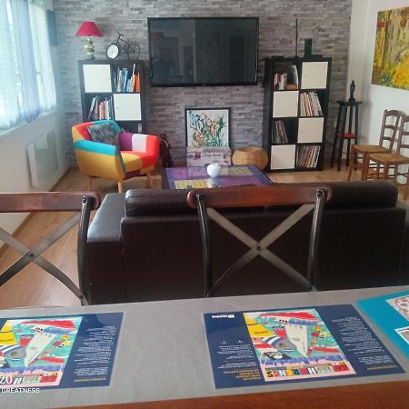 Sur Ile Du Pollet Apartment Dieppe Bagian luar foto