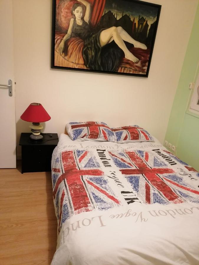 Sur Ile Du Pollet Apartment Dieppe Bagian luar foto