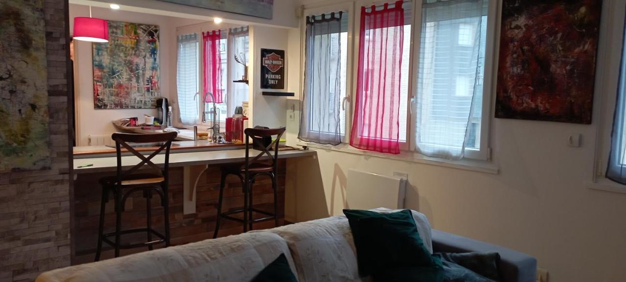 Sur Ile Du Pollet Apartment Dieppe Bagian luar foto